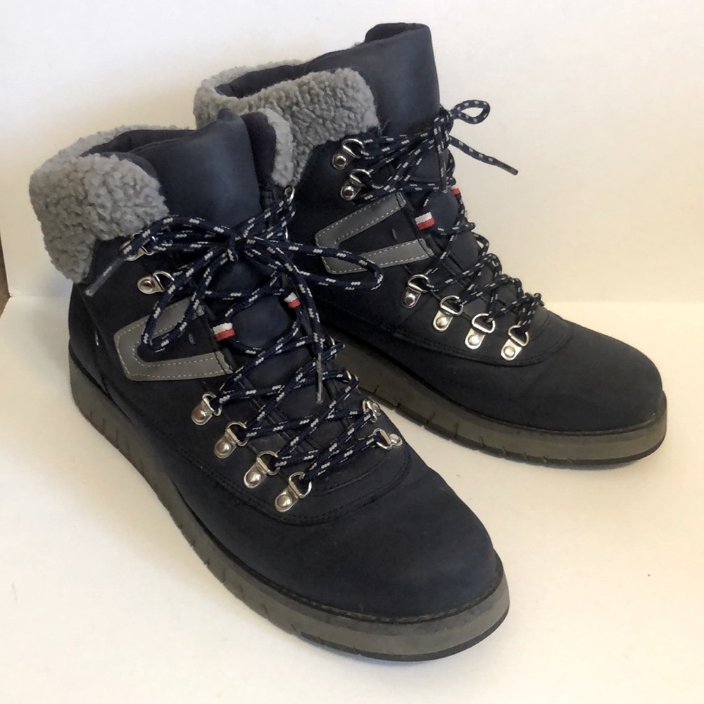 Tommy Hilfiger blue snow boots size 10M